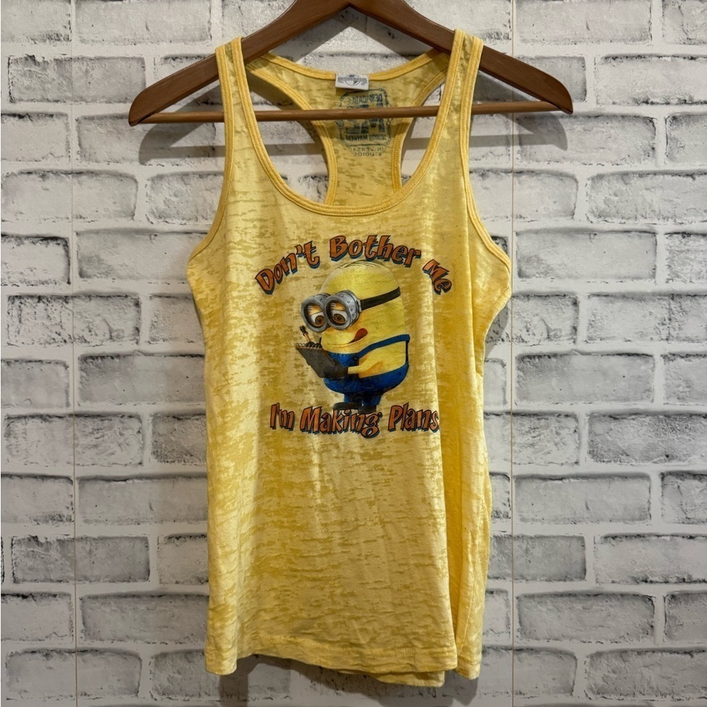 Women’s Despicable Me Minion Mayhem Universal Studios yellow racerback top Med